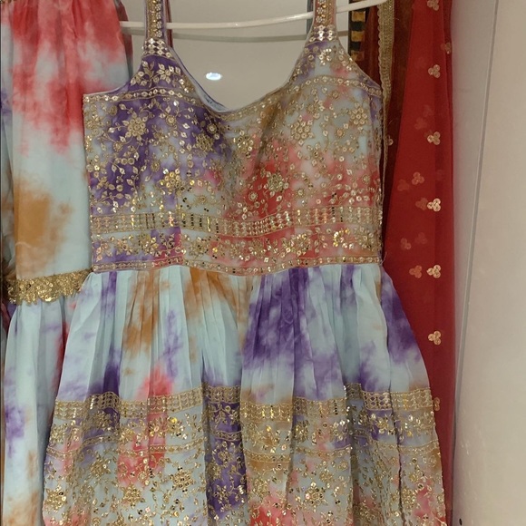 Brand new designs in Sharara suits - Picture 3 of 16